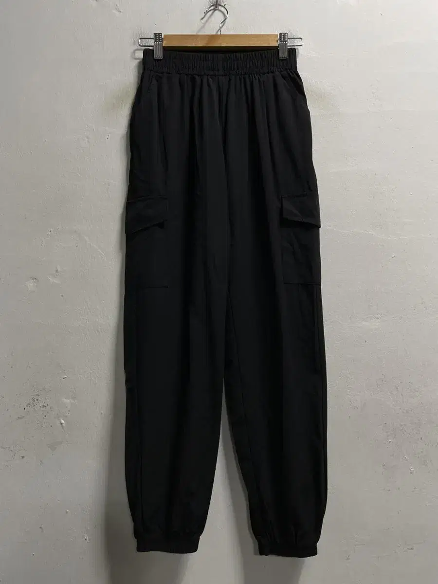 55-66 Black Cargo Banding Jogger Pants Trousers