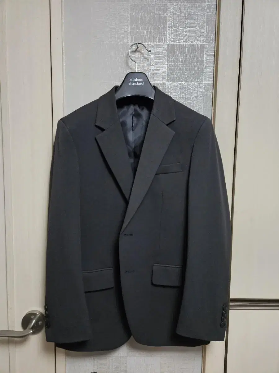 Gentleman's standard blazer dark gray size M worn once