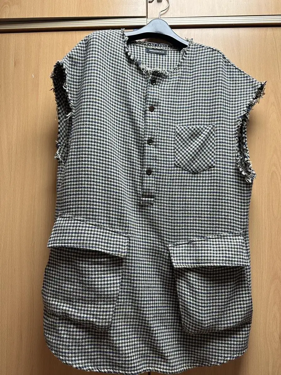 Best Undercover Houndstooth