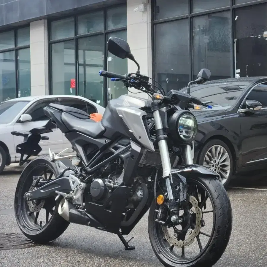 혼다CB125r   20년식 3만키로 240에 저렴히판매중