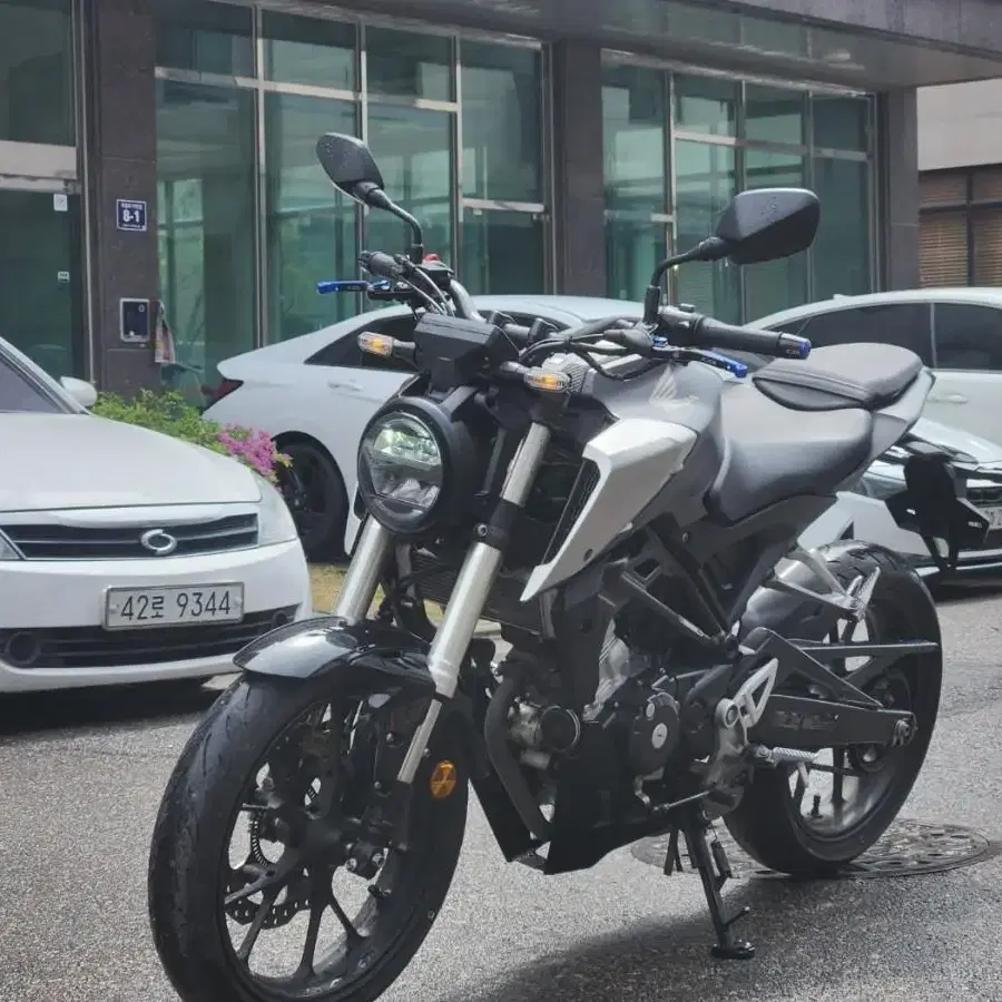 혼다CB125r   20년식 3만키로 240에 저렴히판매중