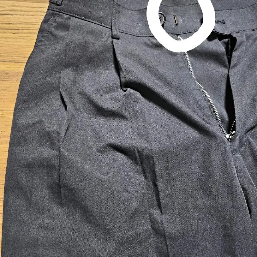 노운 wide tapered chino pants 블랙 1사이즈팝니다