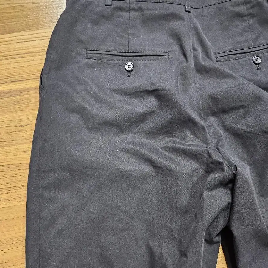 노운 wide tapered chino pants 블랙 1사이즈팝니다