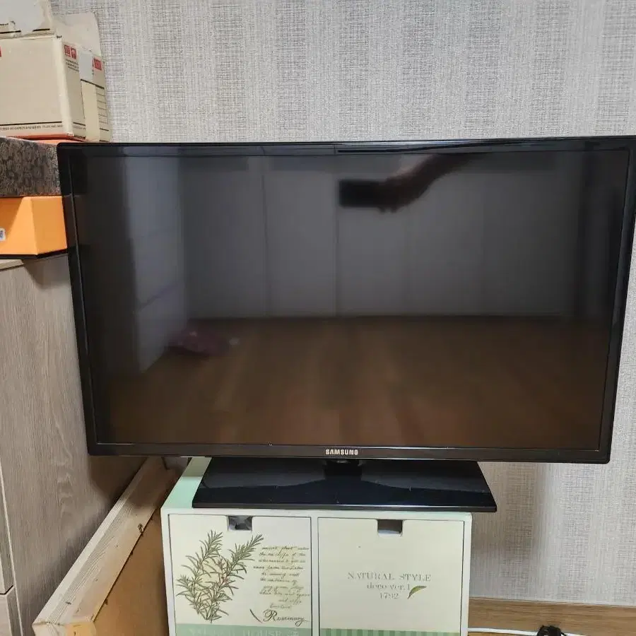 삼성TV 32인치 un32eh4000f 팝니다