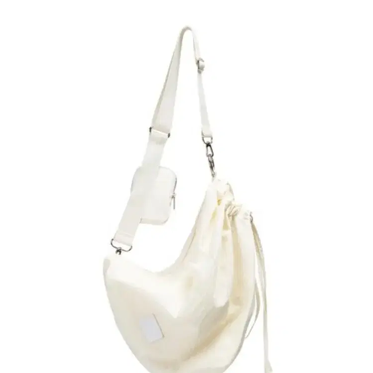 페넥 가방 sling bag white