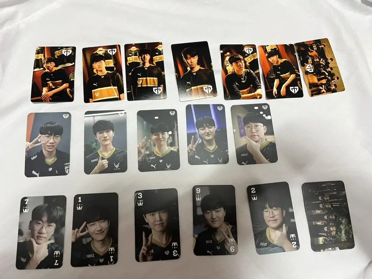 LCK Xenji Han Han photocard will be transferred to WTS