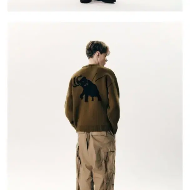 에스피오나지 Mammoth hunt knit sweater