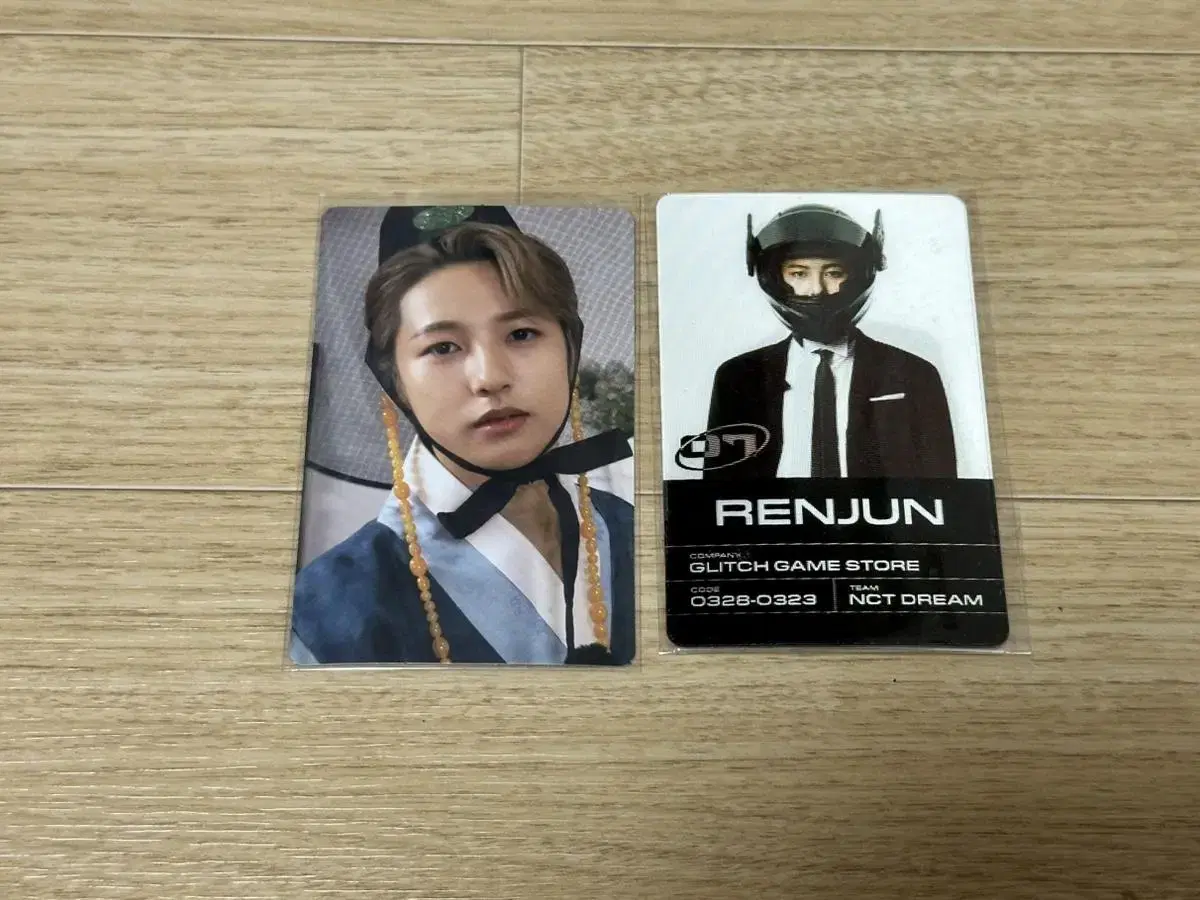 WTS the entity renjun photocard .