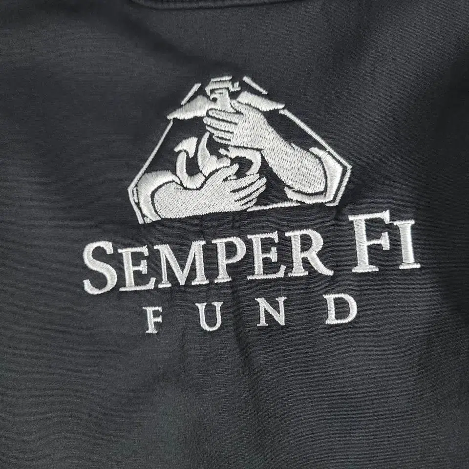 나이키 차콜 솔로스우시 히든후드 SEMPER FI FUND 소프트