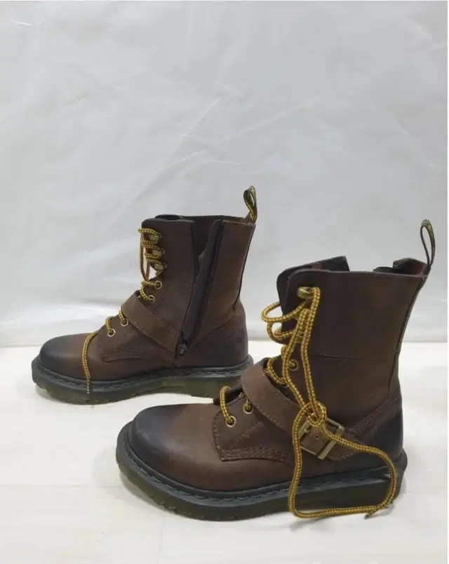 명품 닥터마틴 Dr.Martens(정품)천연통가죽 워크화 ,부츠화