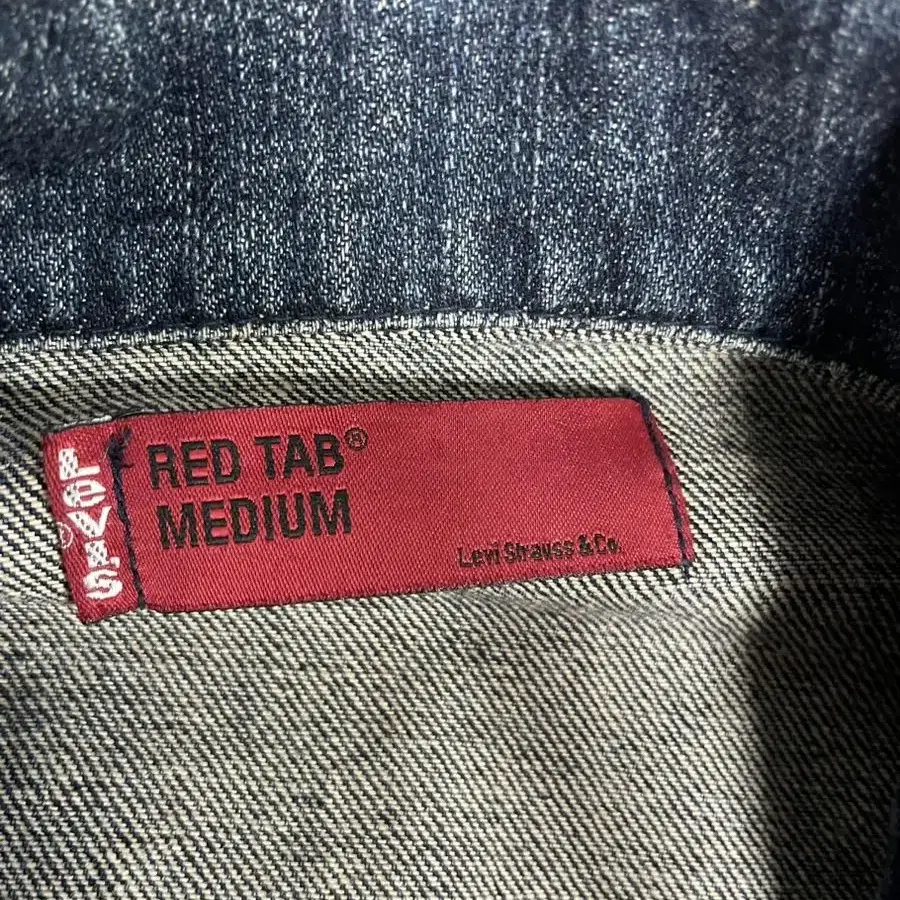 90s japan Levis redtab