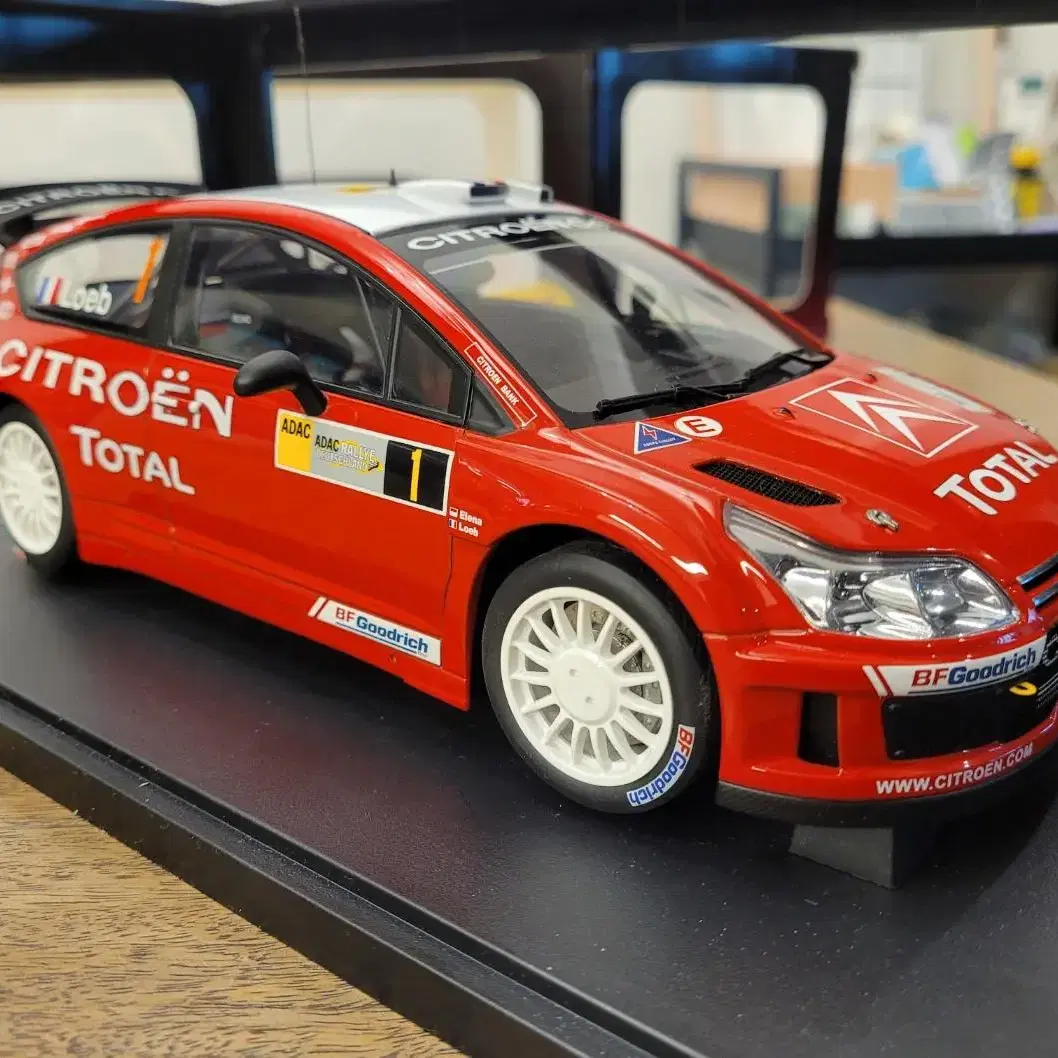 1/18 시트로엥 C4 WRC 랠리카 (오토아트)