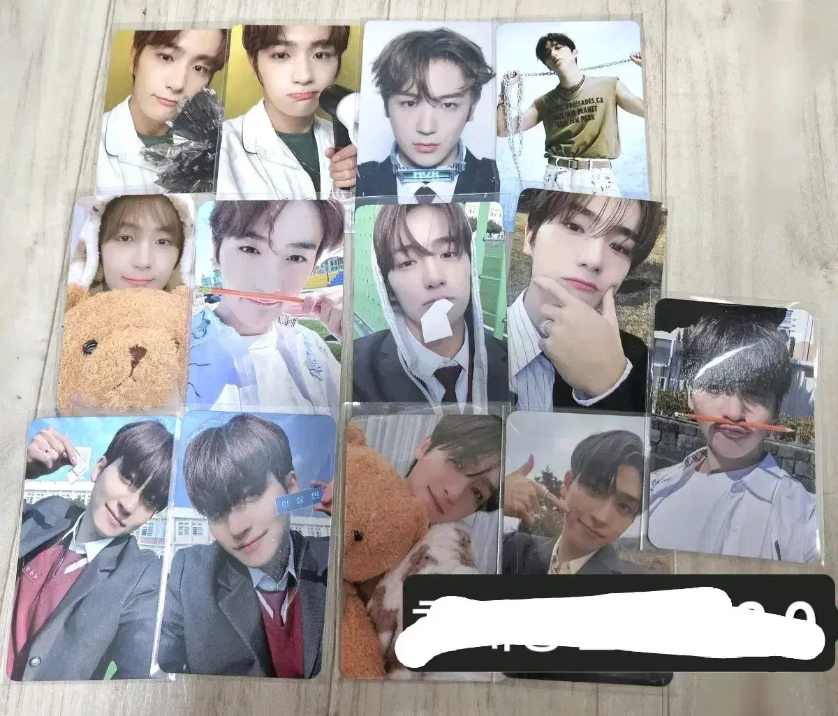 The Boyz hyunjae sangyeon younghoon kevin name badge note unreleased photocard wts buncheol photocard