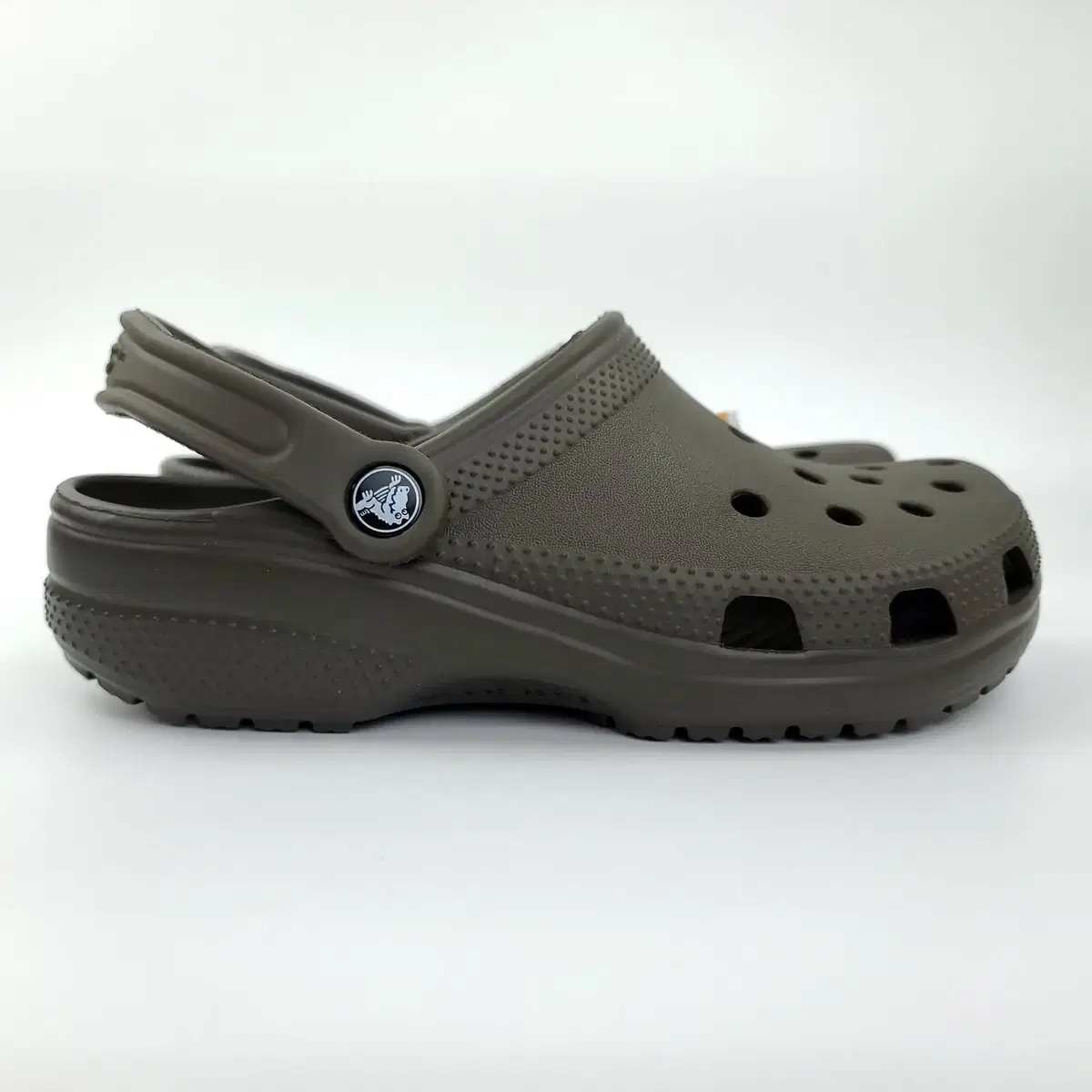 005_Crocs Classic Chocolate 290