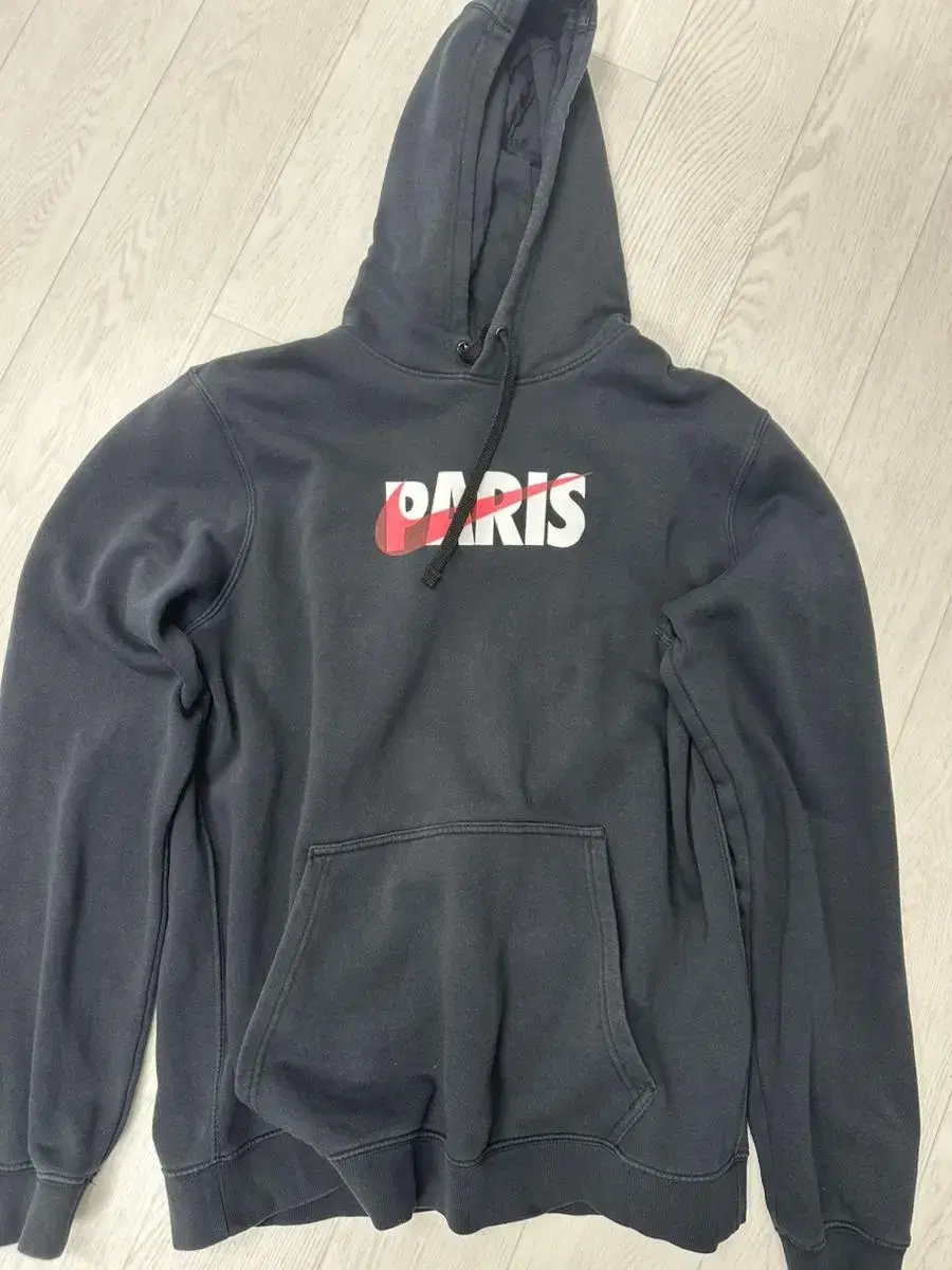 Nike Paris Hoodie Only