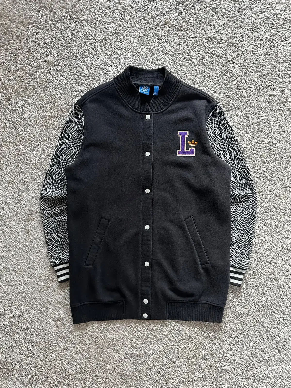 [L] ADIDAS LA Lakers Varsity Stadium Jacket