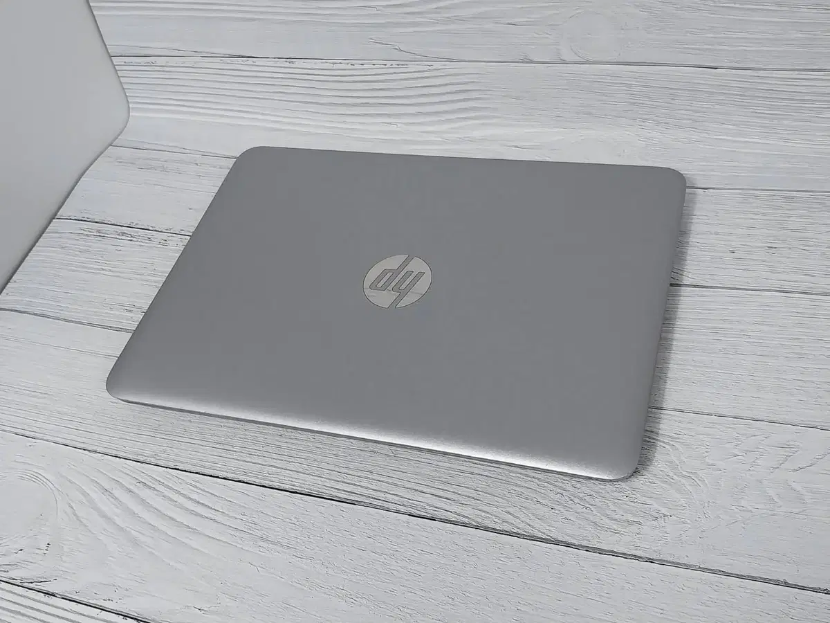 HP 820 G3_i5 6300u(터치) 노트북 판매합니다.