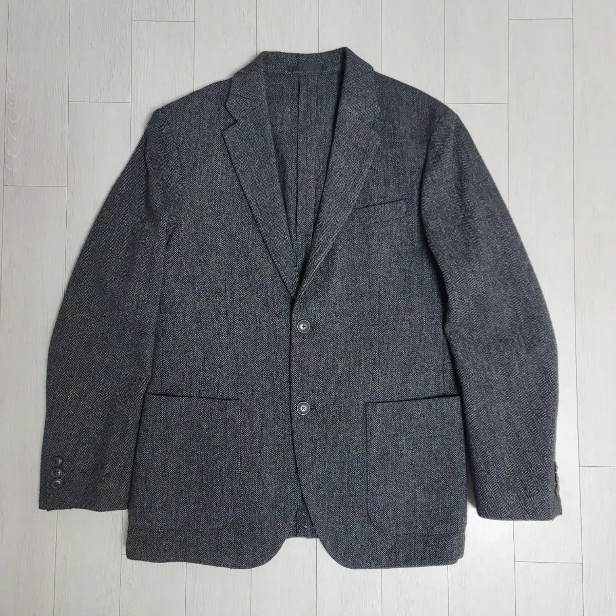 Uniqlo Wool-blend herringbone blazer jacket