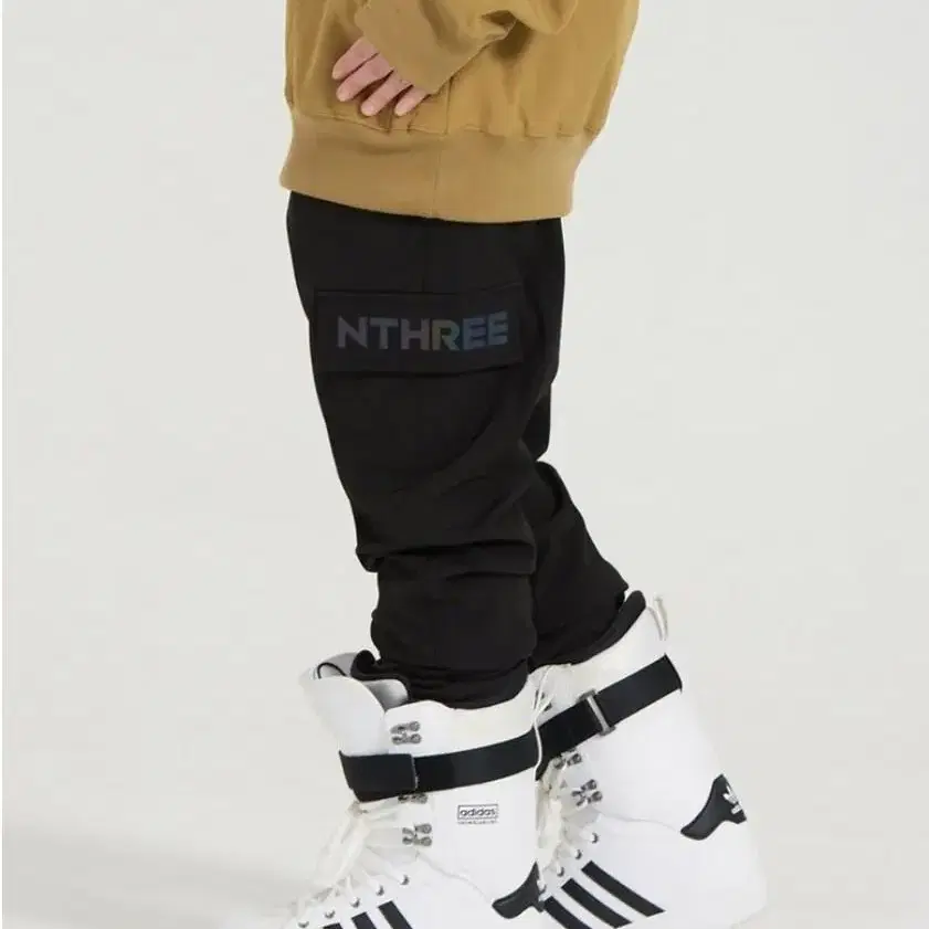 엔쓰리 2324 NNN 3L BASIC CAGO JOGGER PANTS