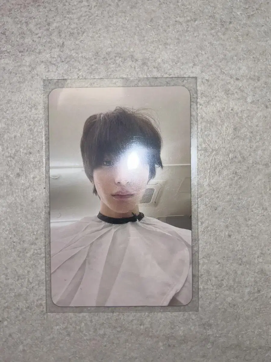 Beauty salon chanyoung photocard