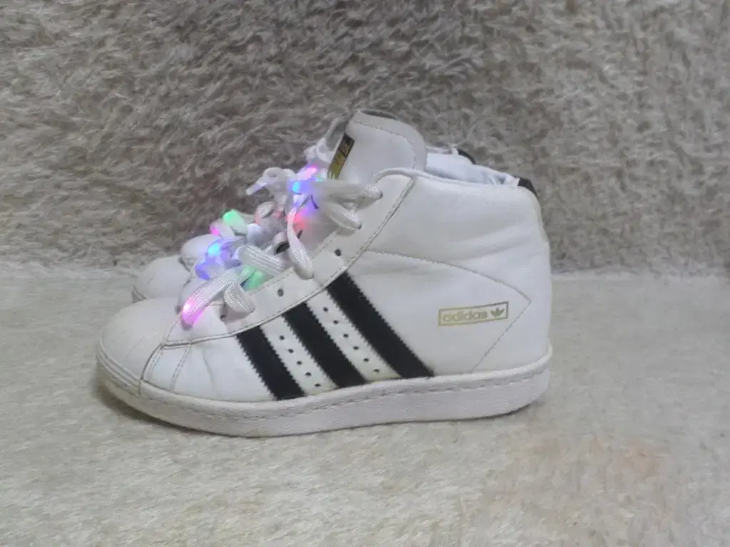 BettyBoomGuesse 240 Adidas Superstar Pro Model White Gum Sneakers Used Shoes