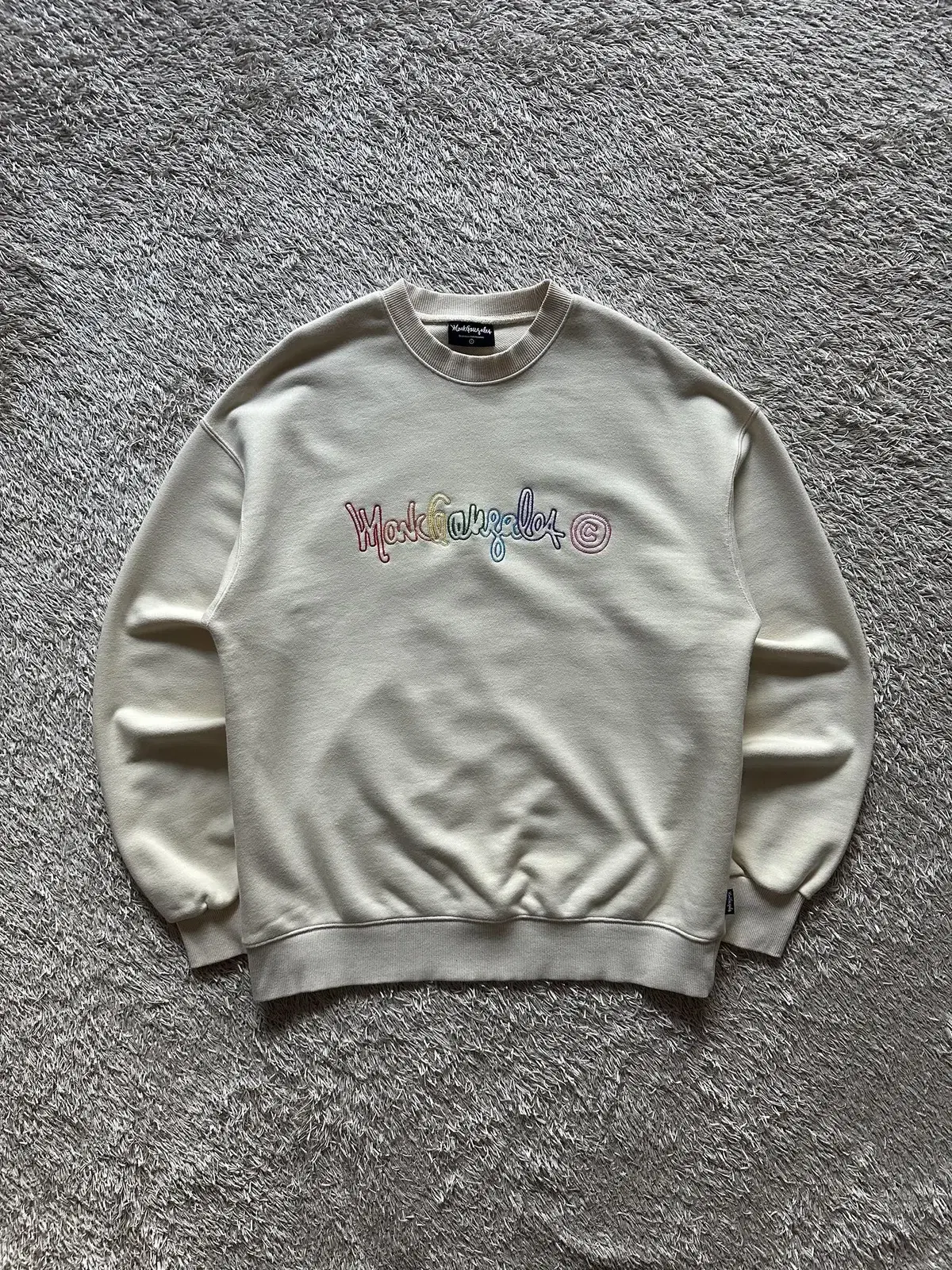 [S] MARK GONZALES MARK GONZALES Rainbow Logo Top Ivory