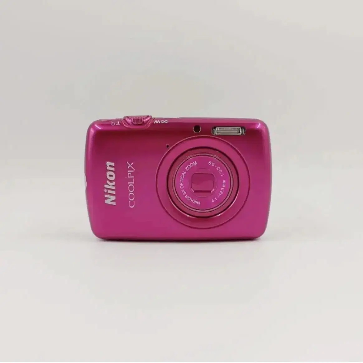 Nikon coolpix S01