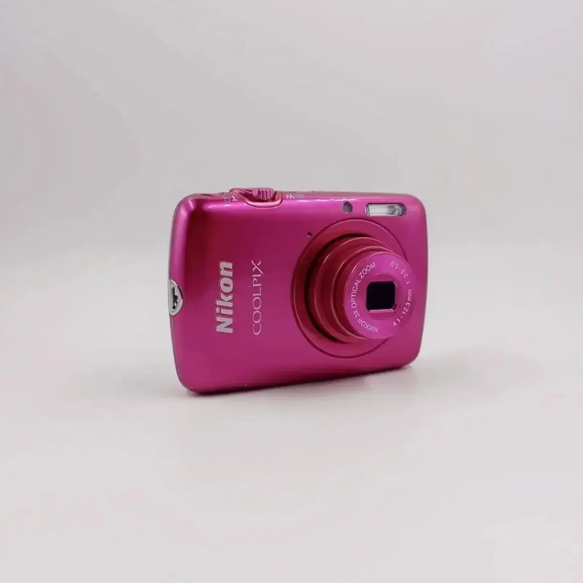 Nikon coolpix S01