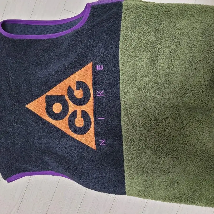 acg vest