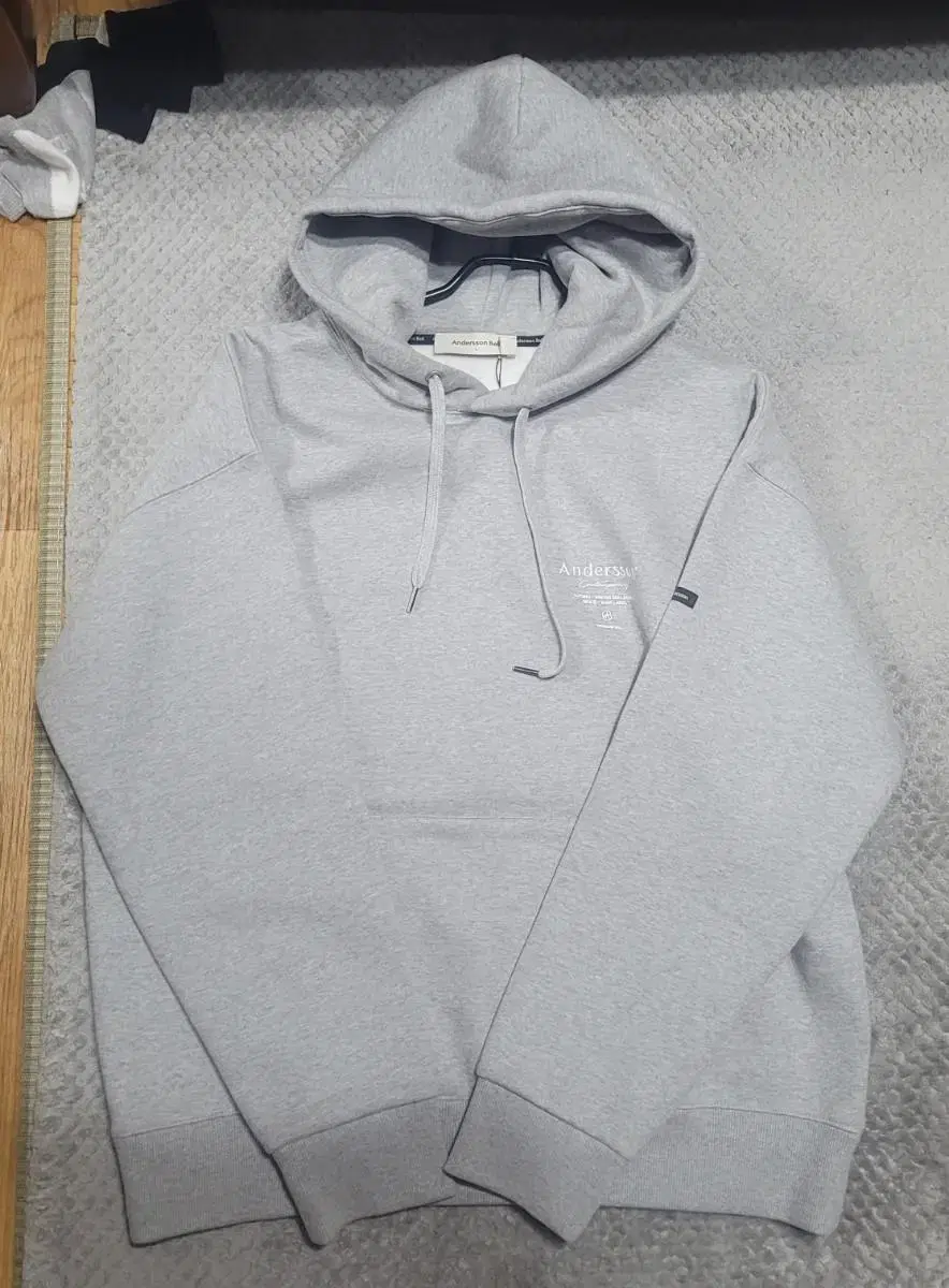 실측120)Anderson Ball cignature Hoodie