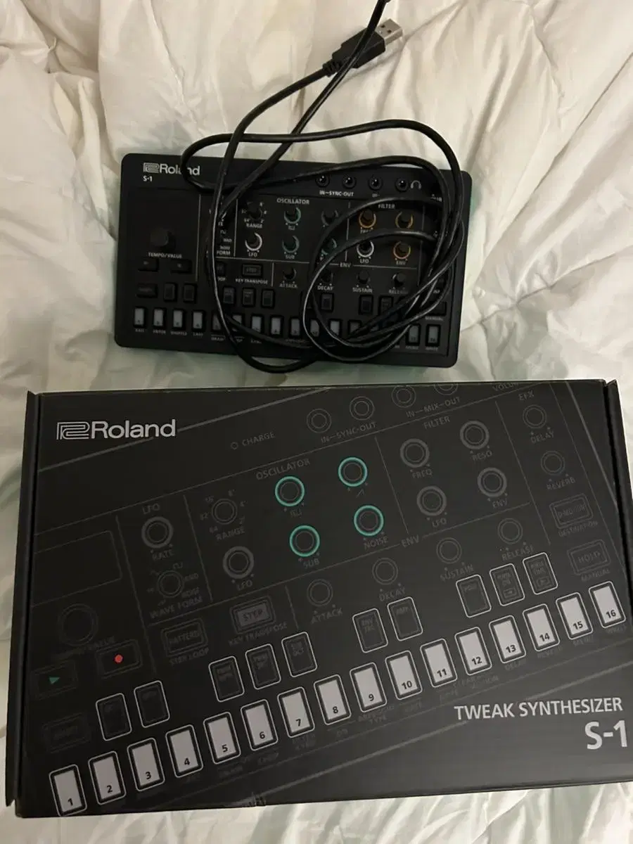 Roland s-1 신디사이저 새상품급