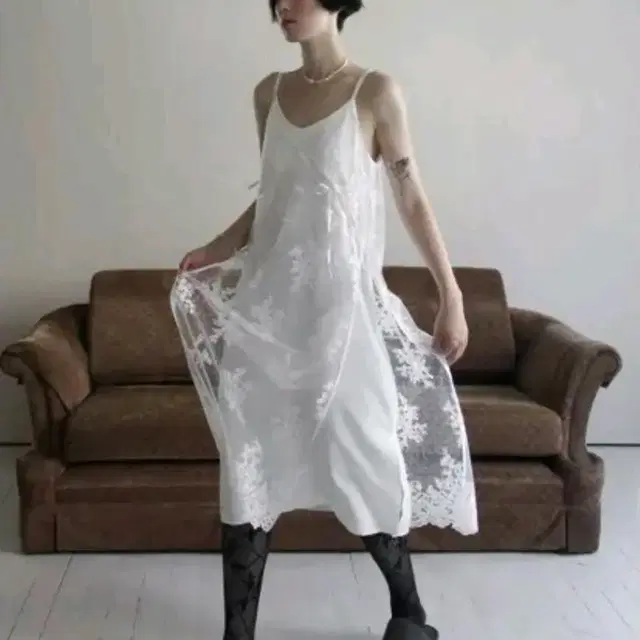 루바티 레이어드 레이스 원피스 sequin lace apron dress