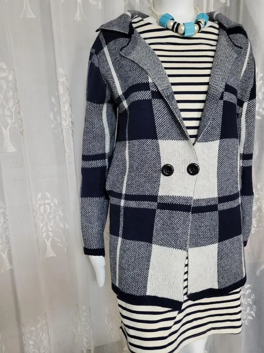 State Good Navy Blue Checked Knit Cardigan with Pockets