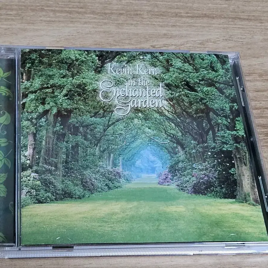 Kevin Kern - In The Enchanted Garden (CD