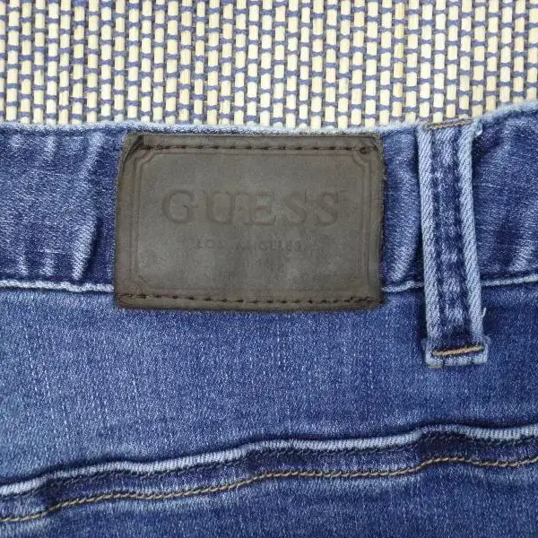 (34-35인치) 게스 GUESS 남성 슬림 스트레이트진