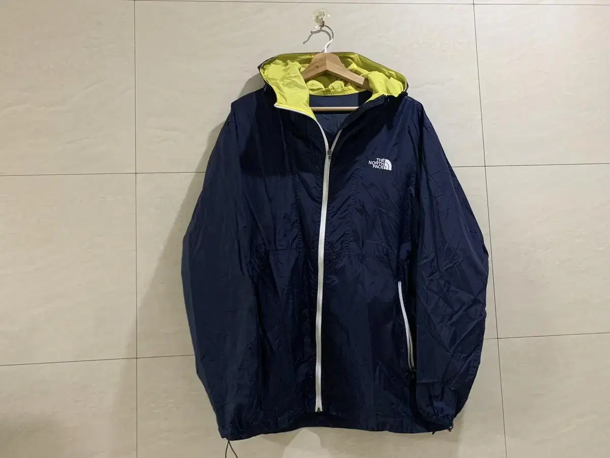 The North Face / Windbreakers, Compact jackets, Men´s jackets / 110