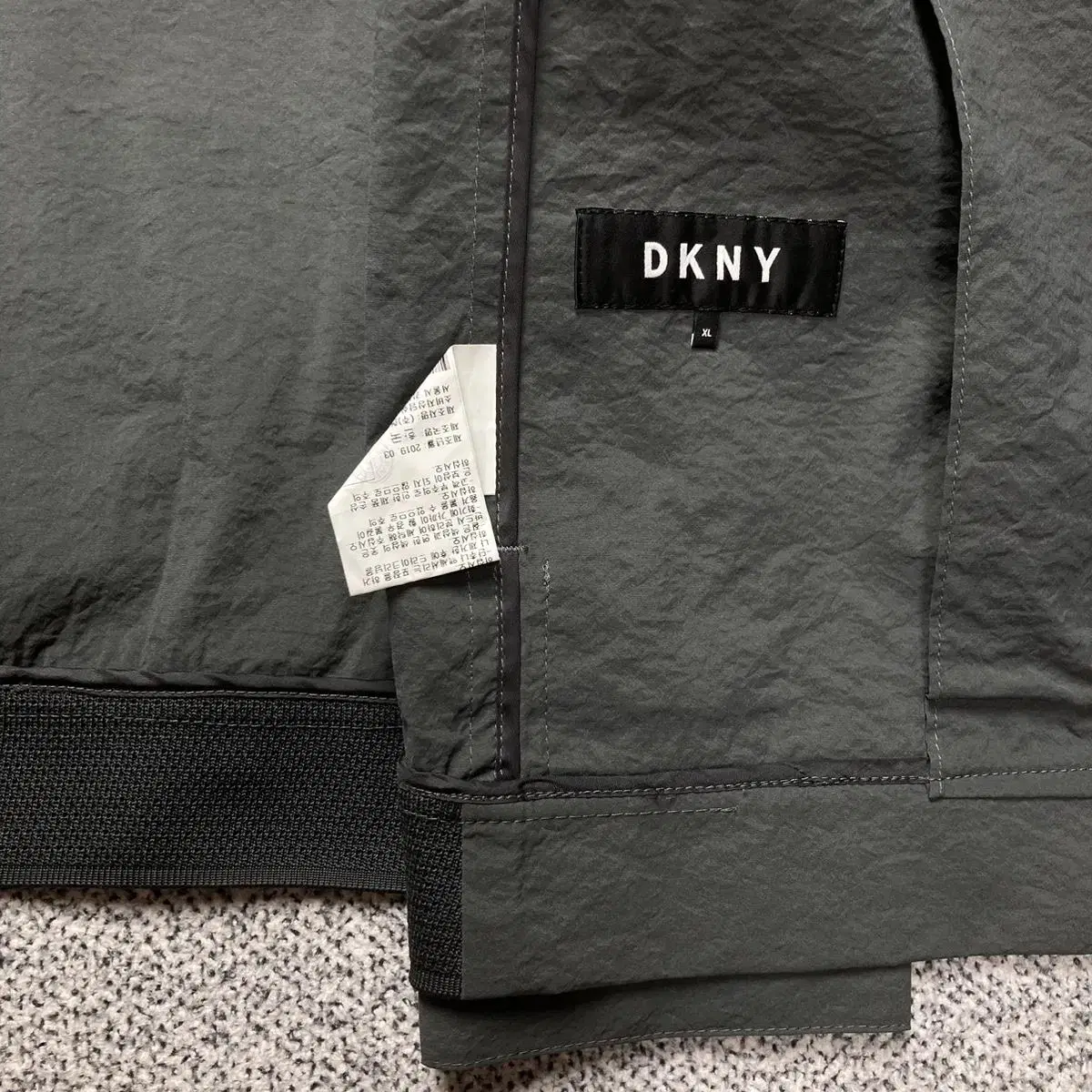 DKNY 디케이앤와이 19ss Nylon Polye 집업 자켓