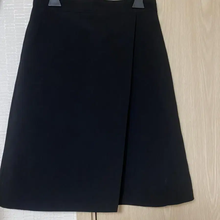 (마지막 가격내림) signature skirt