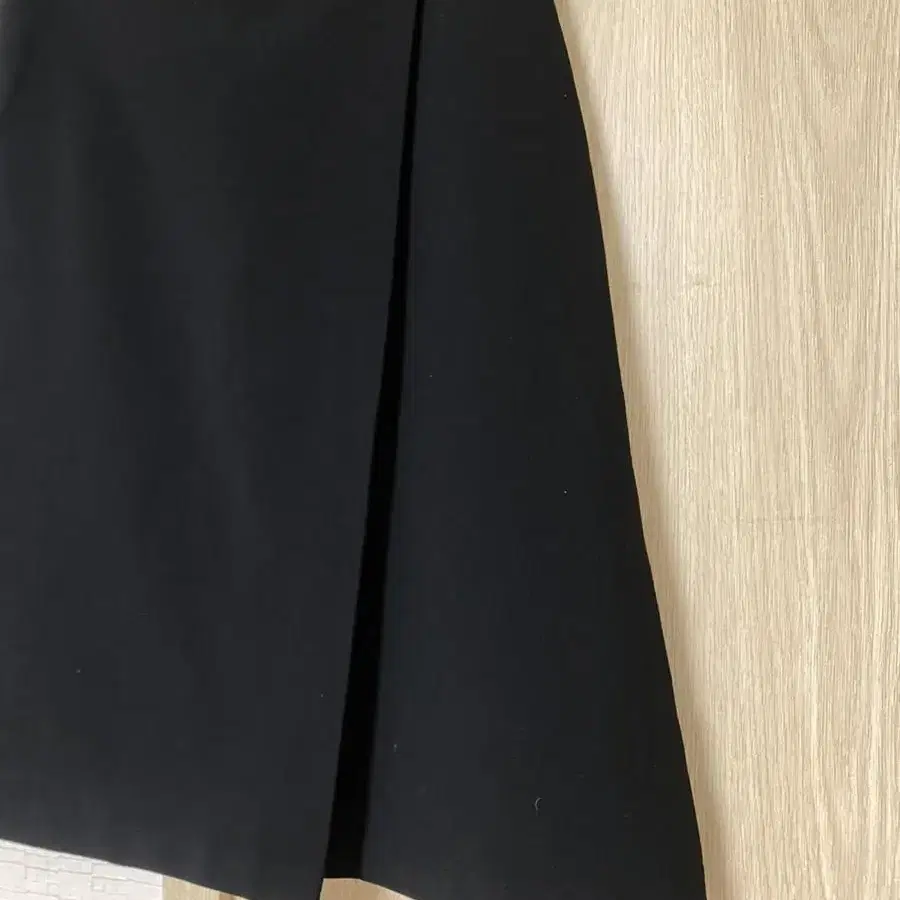 (마지막 가격내림) signature skirt