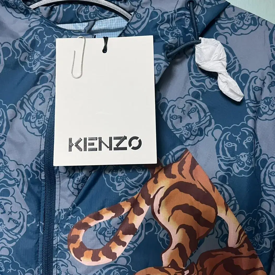 (한정판)겐조 KENZO 바람막이 21시즌 S