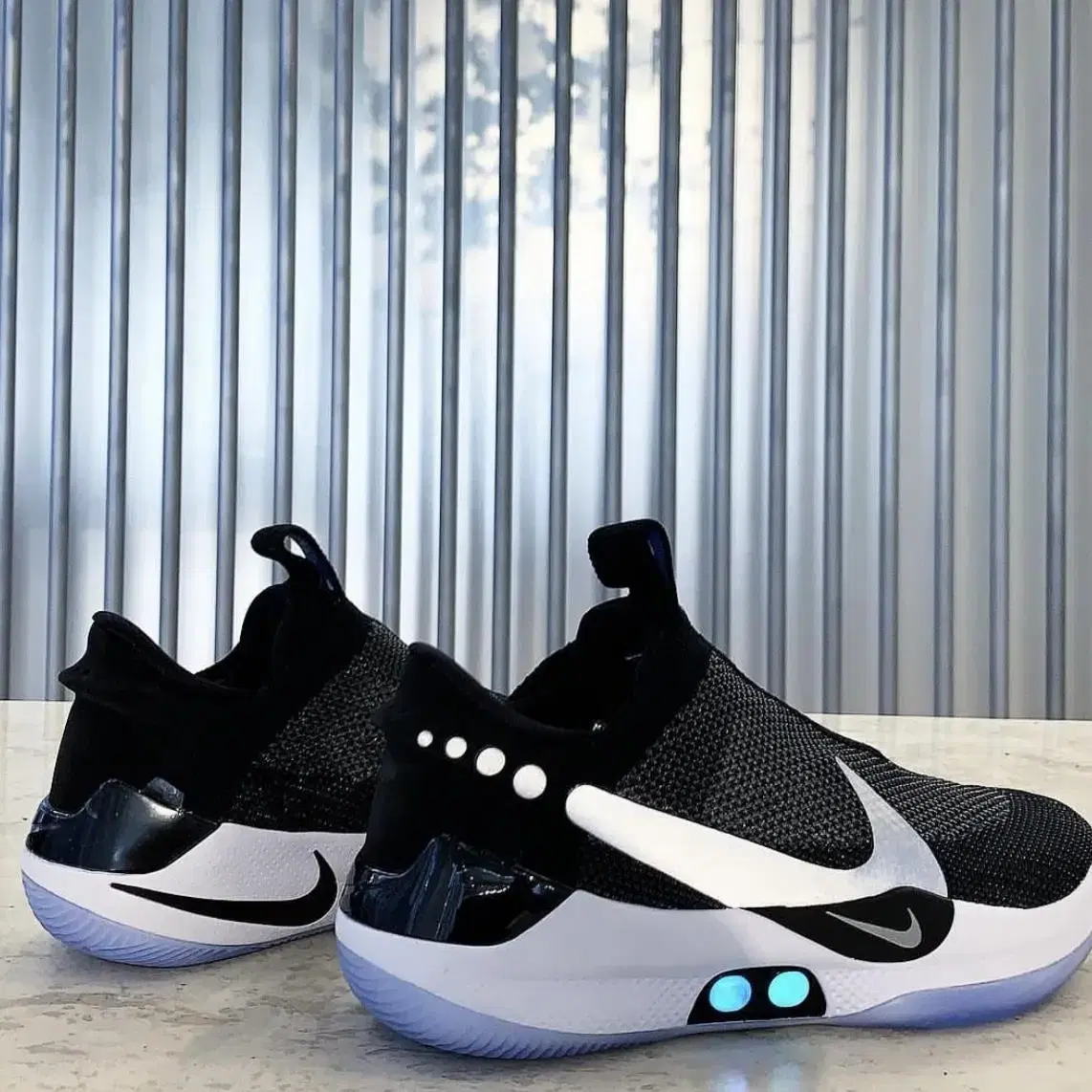 Nike ADAPT BB 하이퍼 어댑터 농구화