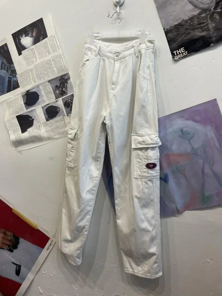 WAKE JEANS White denim cargo pants 27