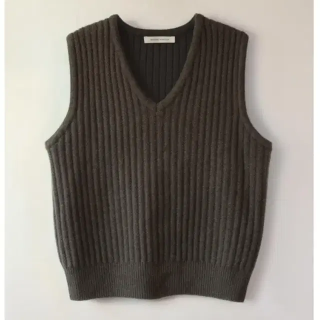 낫띵리튼 celeto vest