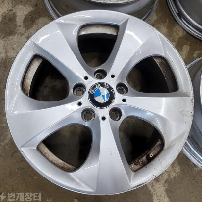 17인치 정품 bmw f바디 x3 순정 중고 휠 한대분