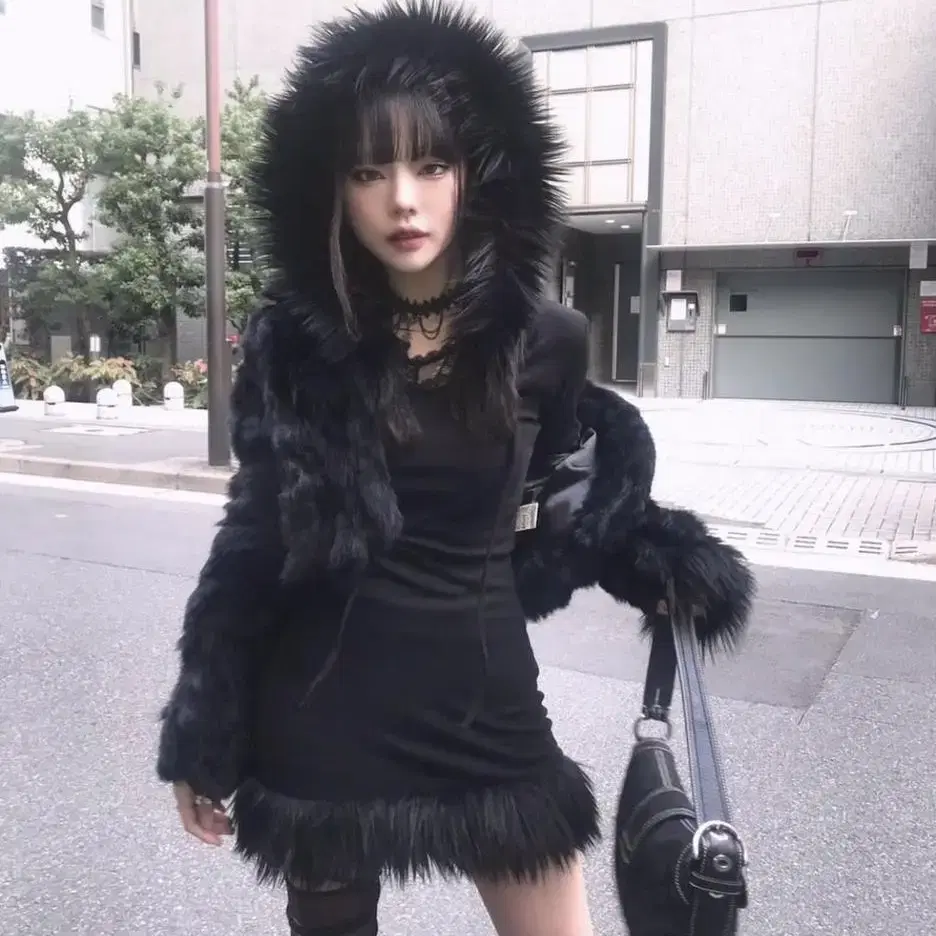 Sohae 소해 black hood fur mini dress 검정퍼원피