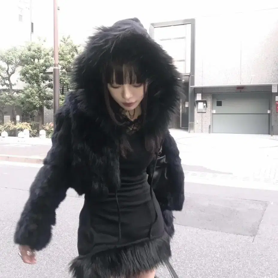 Sohae 소해 black hood fur mini dress 검정퍼원피