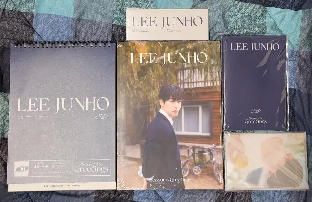 2023 lee junho season's greetings photobook sealed including some