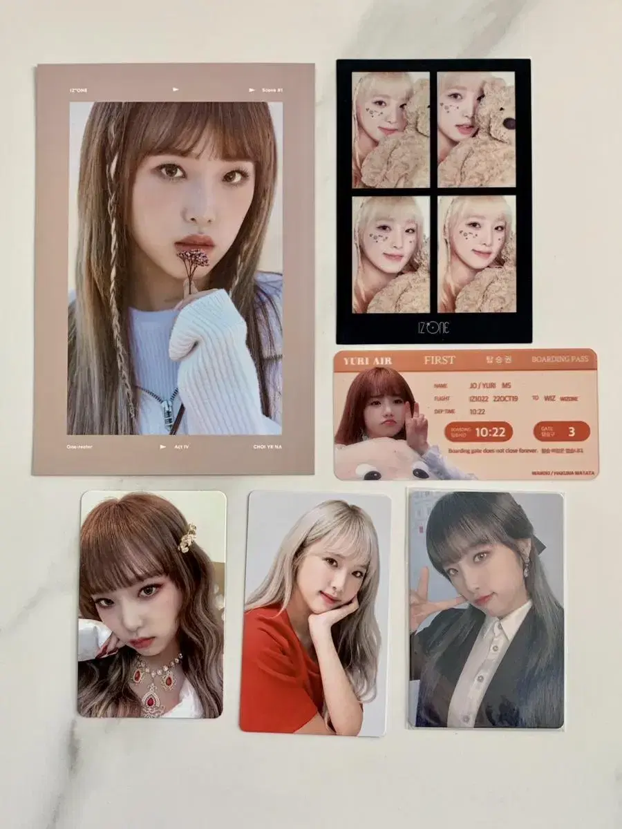 Buncheol, such as Yena Choi's photo kard