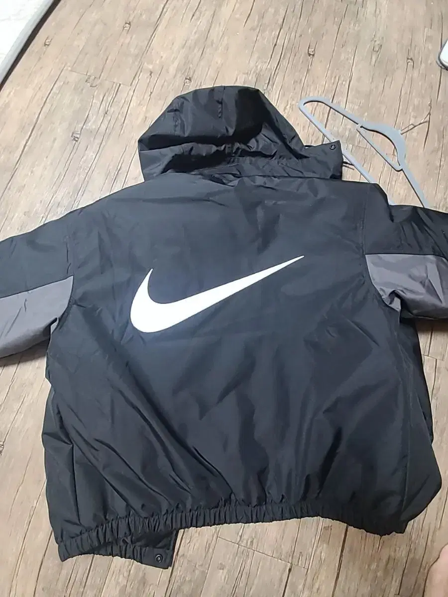 Nike Soloswoosh Puffer BlackM One-Size-Fits-All