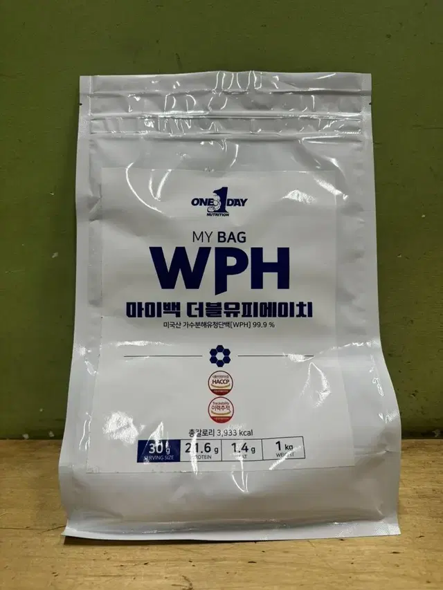 원데이뉴트리션 WPH 단백질 미개봉 상품 입니다.